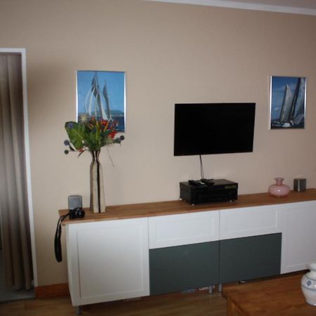 Zentral Gelegene Ferienwohnung Любек Экстерьер фото