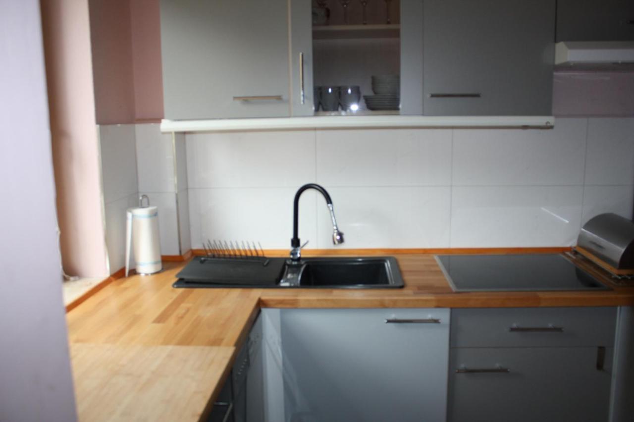 Zentral Gelegene Ferienwohnung Любек Экстерьер фото