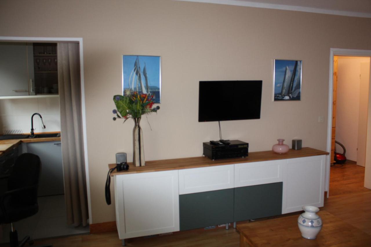 Zentral Gelegene Ferienwohnung Любек Экстерьер фото